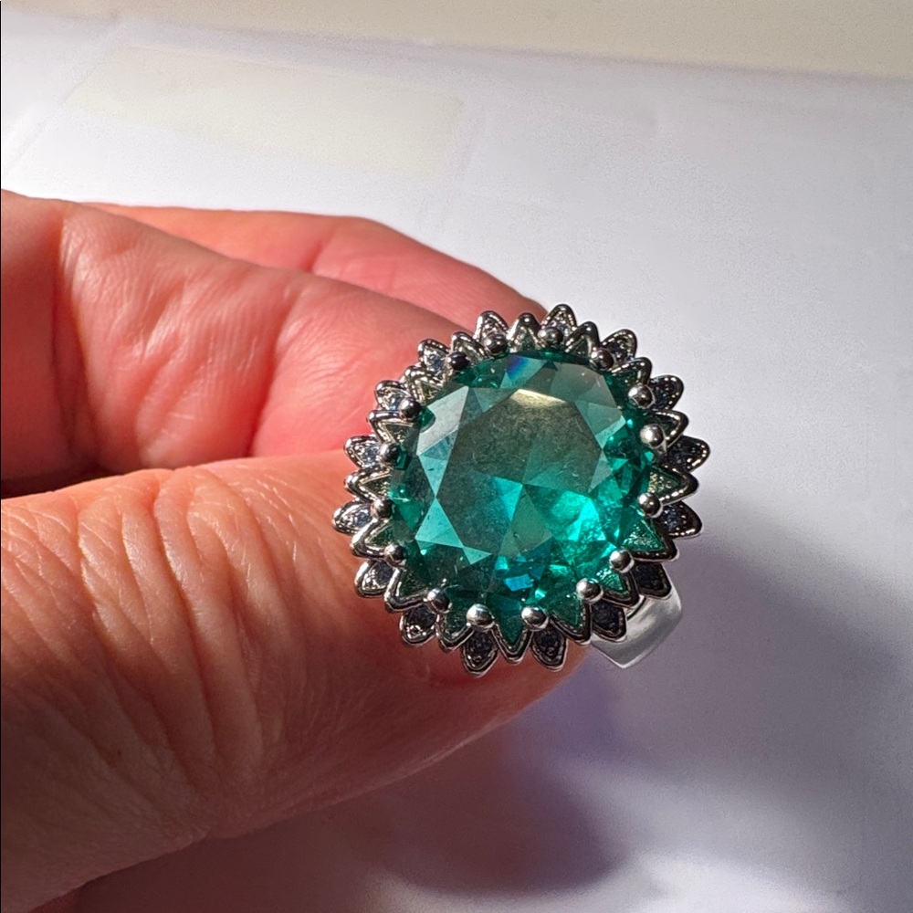 Emerald Ring Solid 925 Sterling Silver Rings Size… - image 1